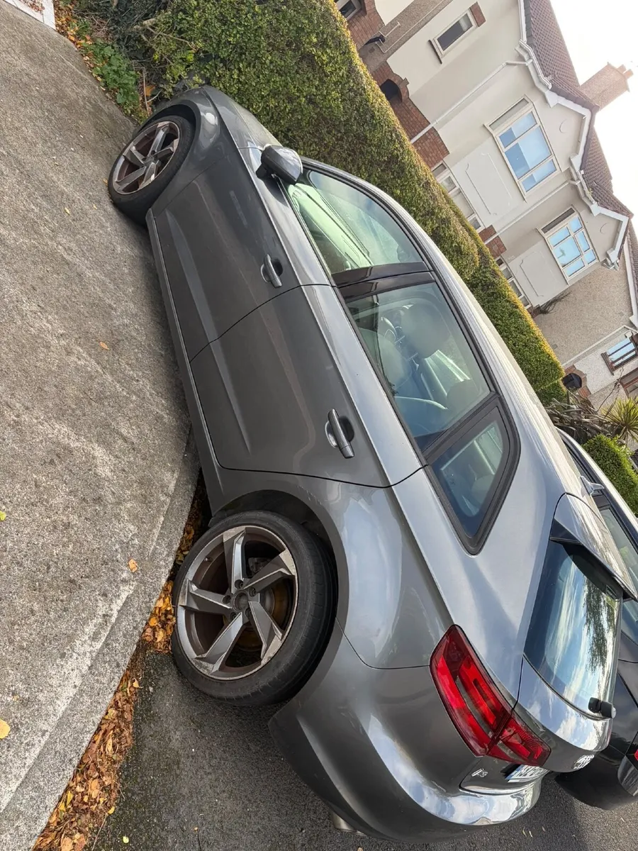 Car - Image 3