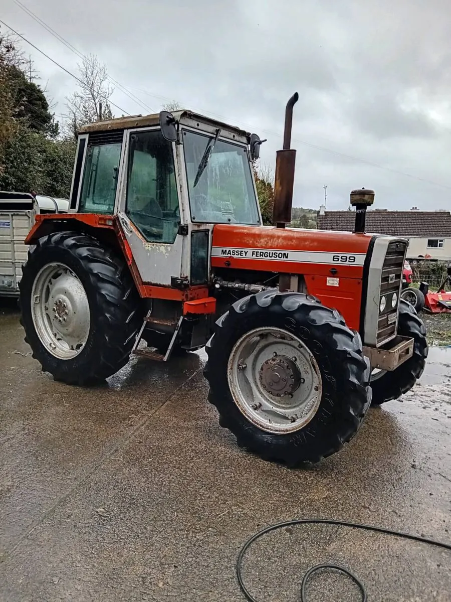 Massey ferguson 699 - Image 1