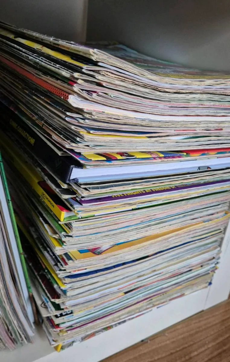 Large collection of The Beano comics - Image 2