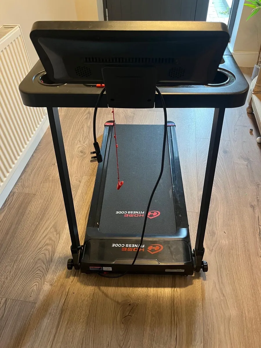Treadmill - Image 1