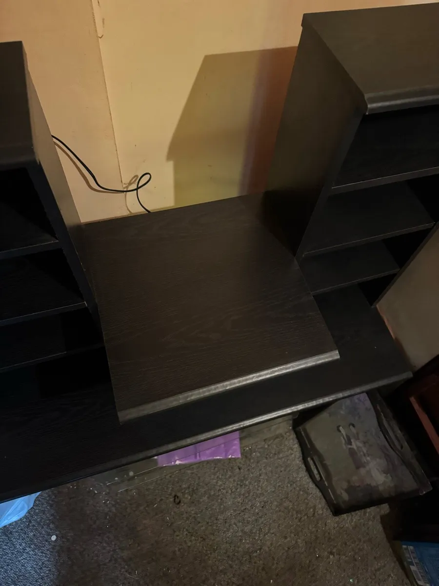 Stereo unit with cd storage - Image 2