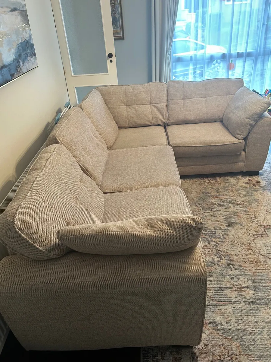 Corner sofa for sale - Image 2