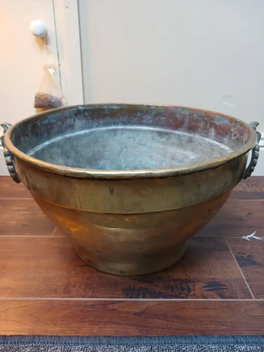 Brass bowl - Image 2