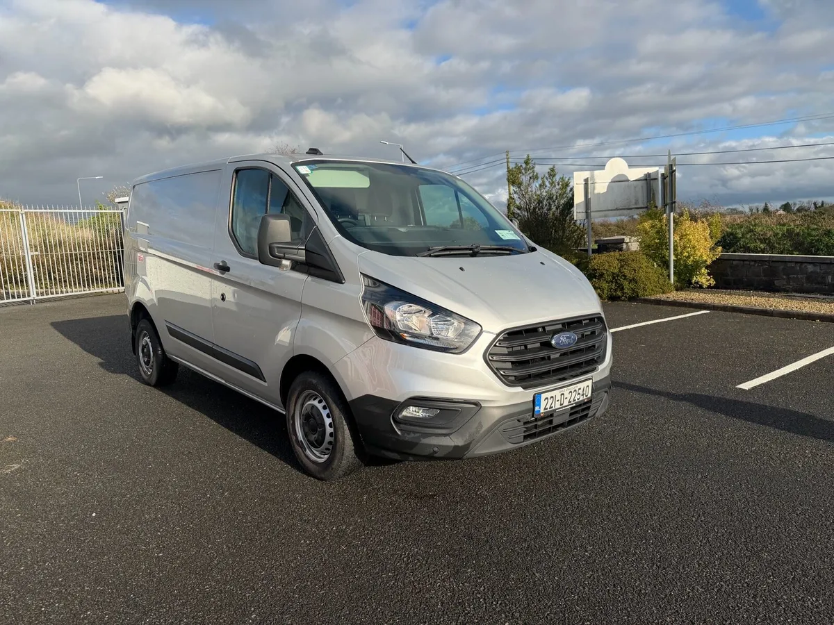 2022 Ford Transit Custom - Image 1
