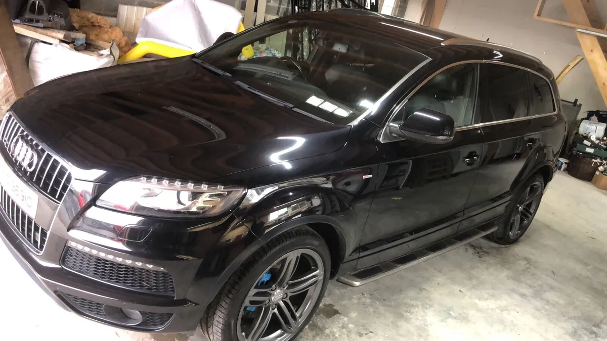Audi Q7 crew cab. - Image 3