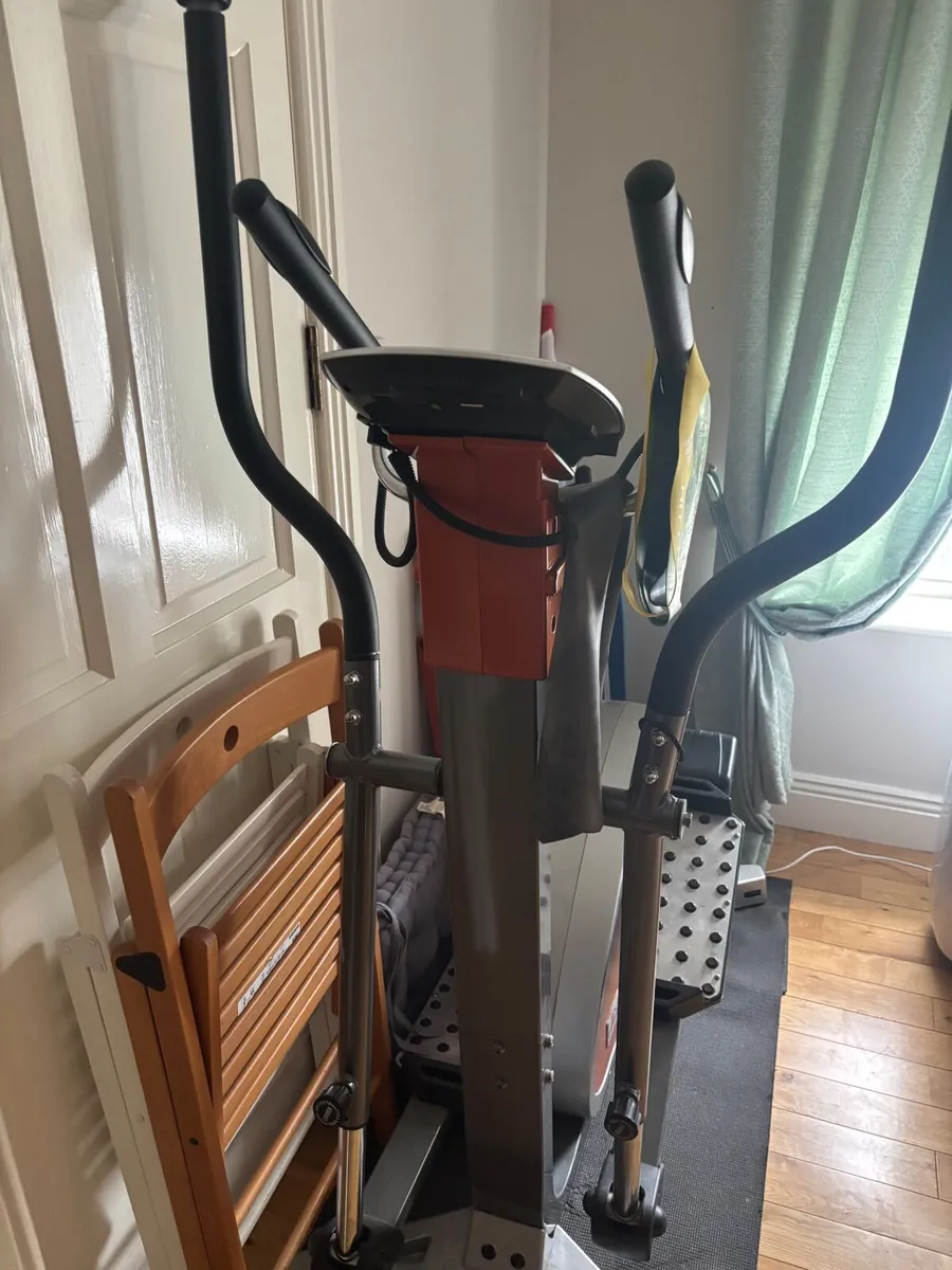 Cross Trainer - Image 2