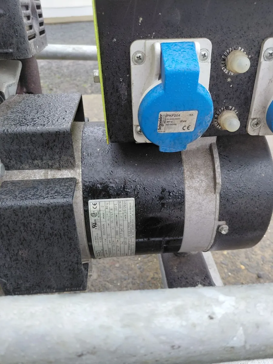 Pramac E5000  generator - Image 3