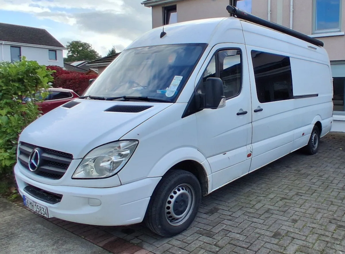 Mercedes Sprinter Camper 2006 - Image 1