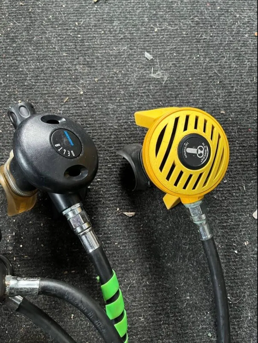 Scuba regulators - Image 2