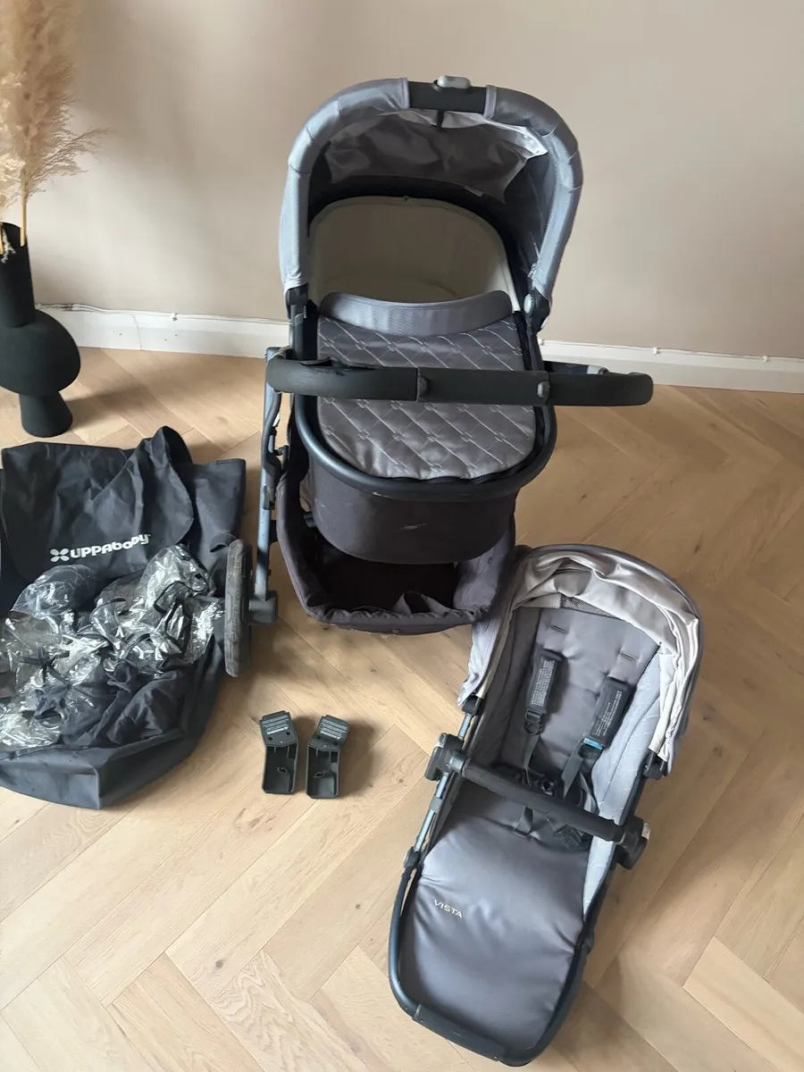 UPPAbaby Vista pushchair & carrycot - Image 1
