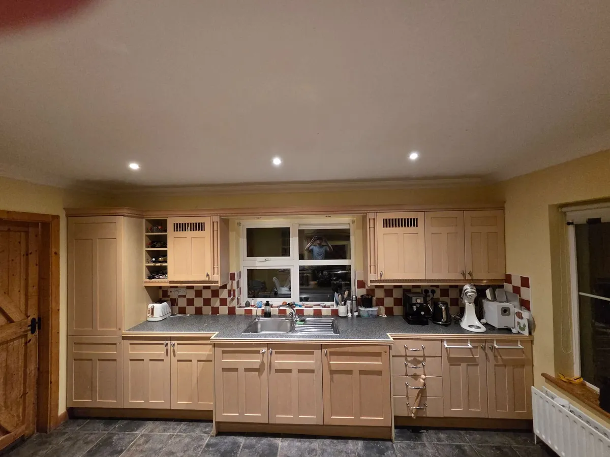 Applewood Kitchen - Image 1