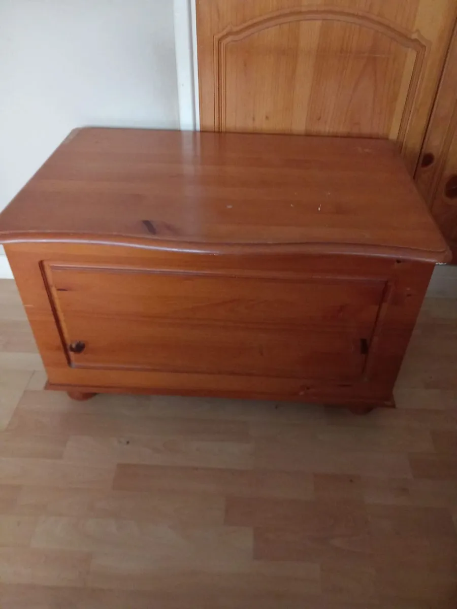 Wooden box