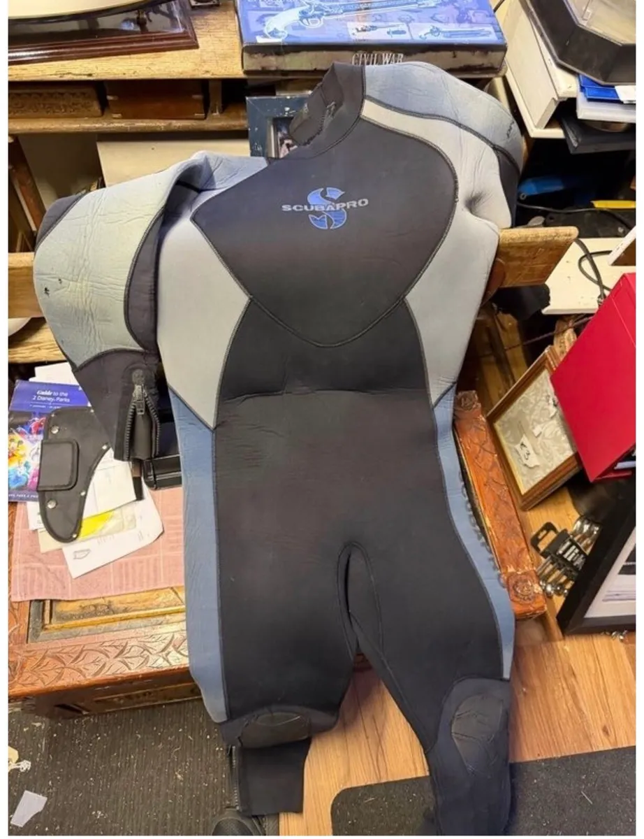 scuba xxl men's two piece wetsuit - Image 1
