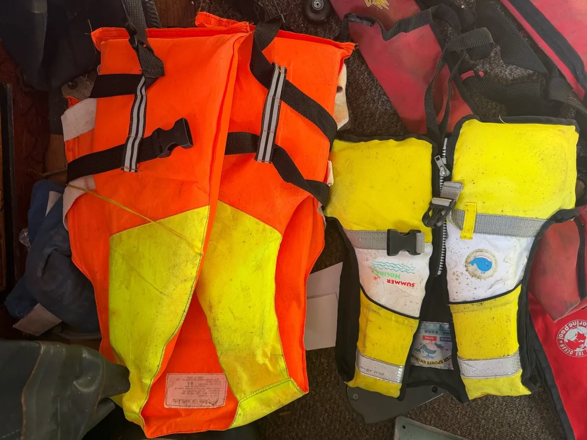 Lifejackets for boating - Image 2