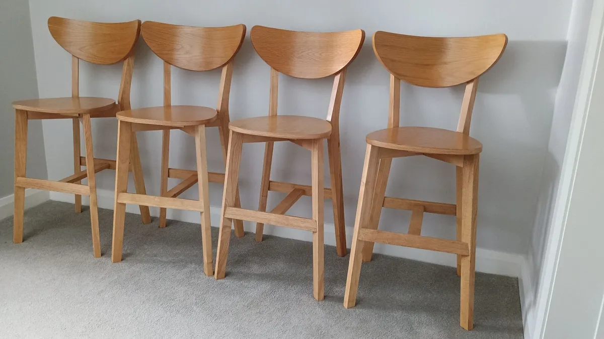 4x Barstools made of solid oak