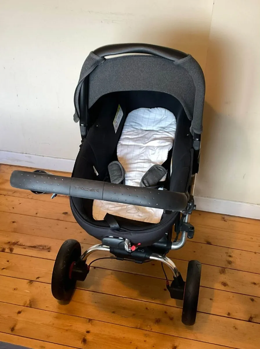 Jané Trider 3-Wheel Pushchair & Accessories - Image 3