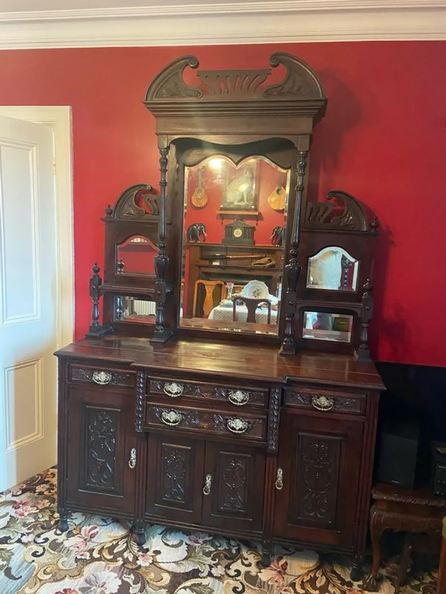 Mahogany sideboard - Image 1
