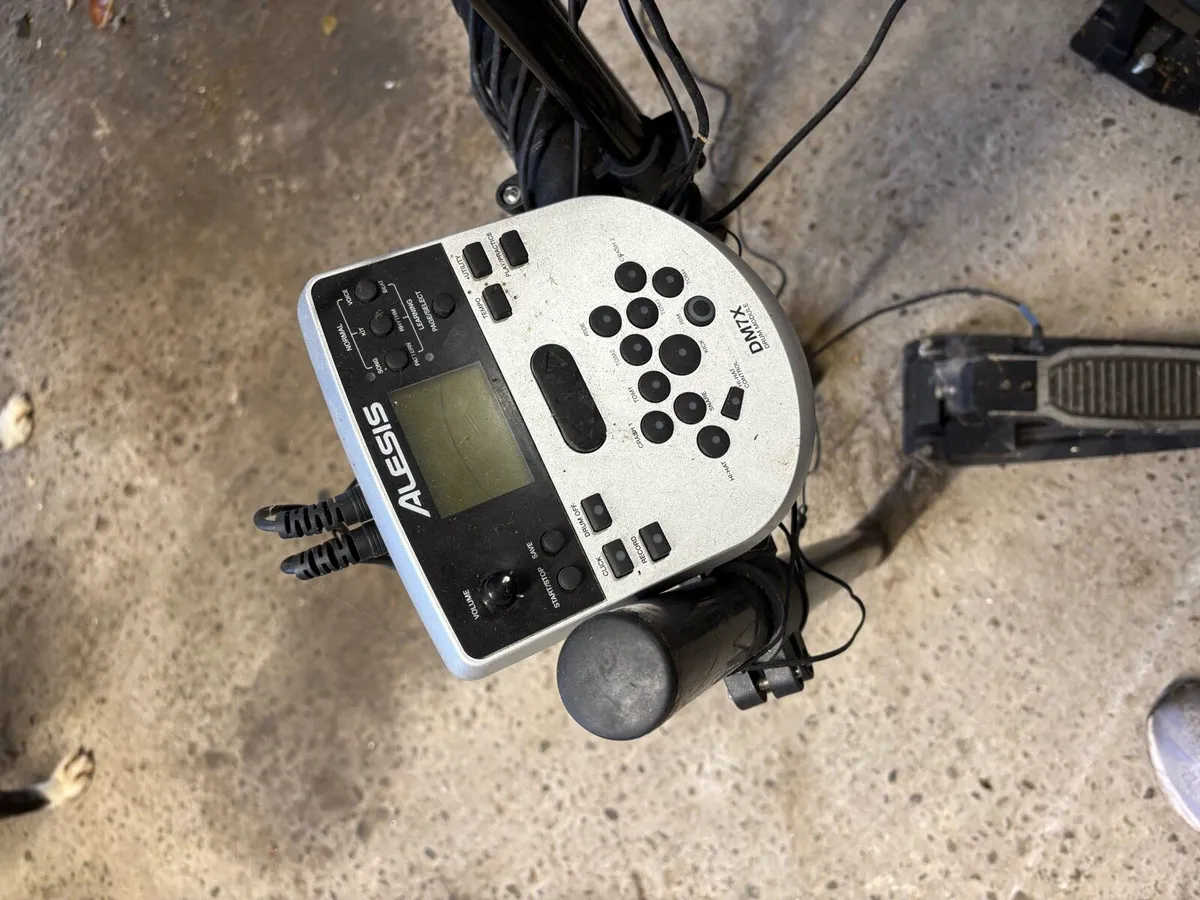 Electric Alesis drum kit - Image 4