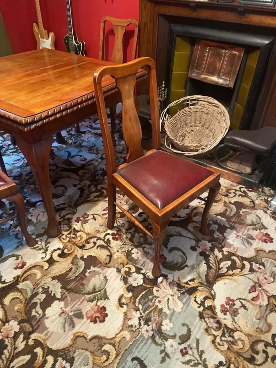 Vintage mahogany dining table - Image 2