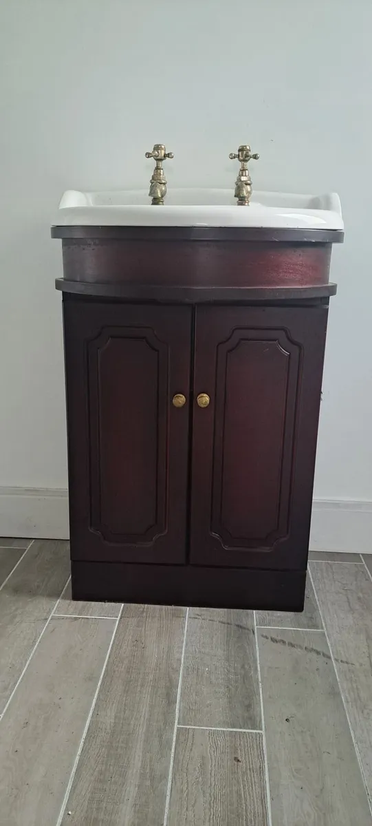 Bathroom sink with Cabinet - Image 3