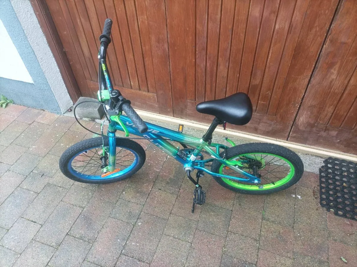 18 Inch Glitch Bike Metallic Blue - Image 3