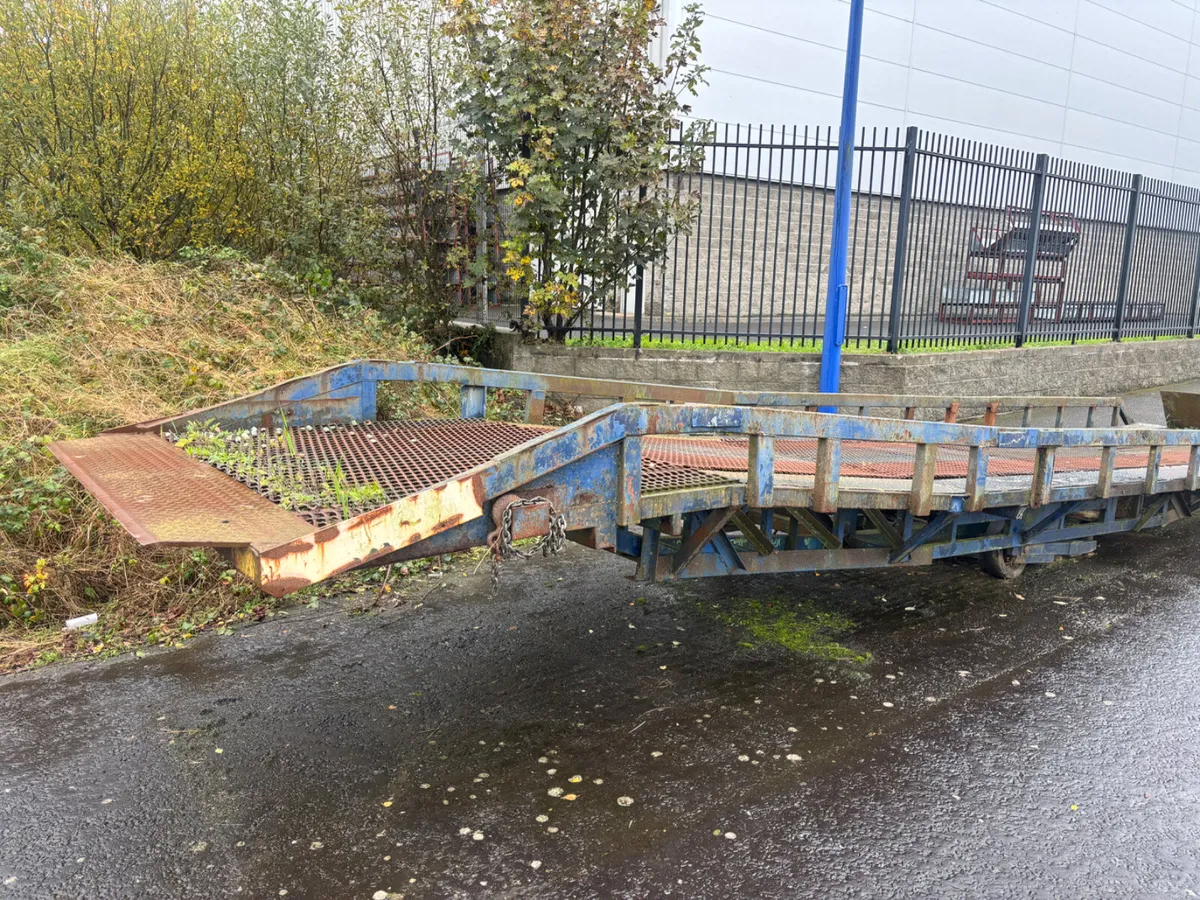 Cheap forklift loading ramp - Image 3