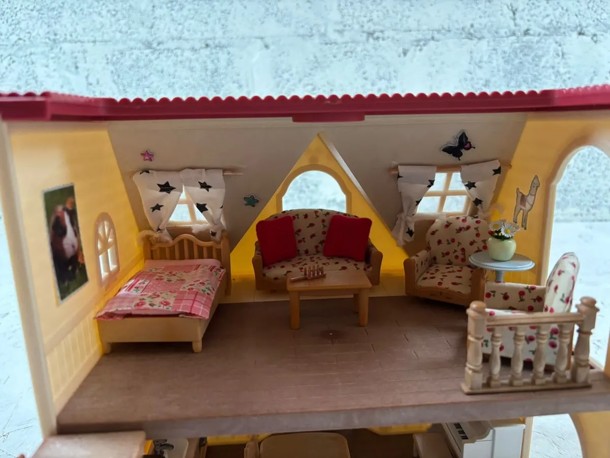 Sylvanian Family - Cosy Cottage - Image 2