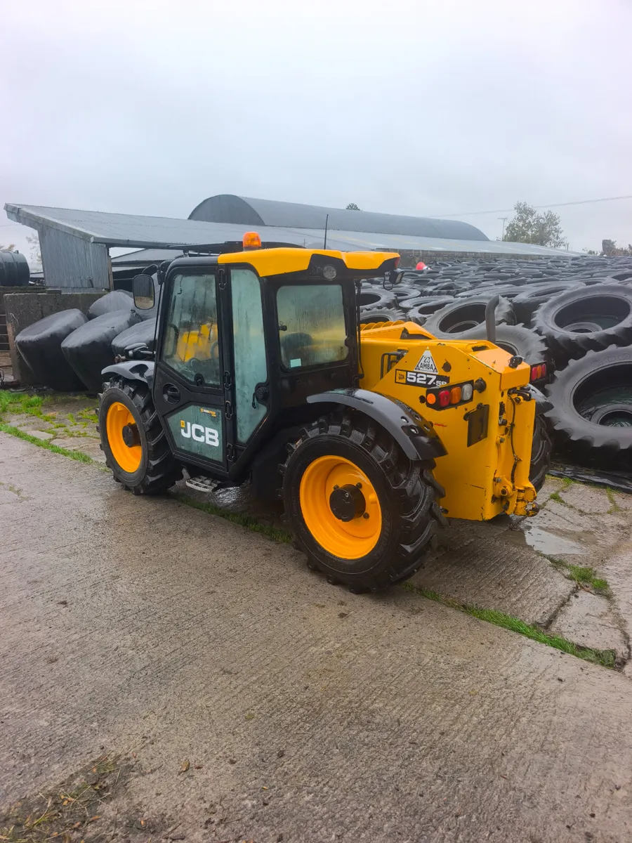 JCB 527-58 telehandler - Image 4