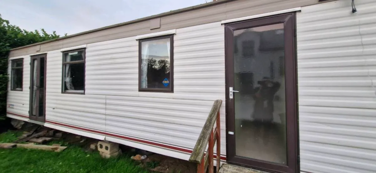Mobile Home - Image 1