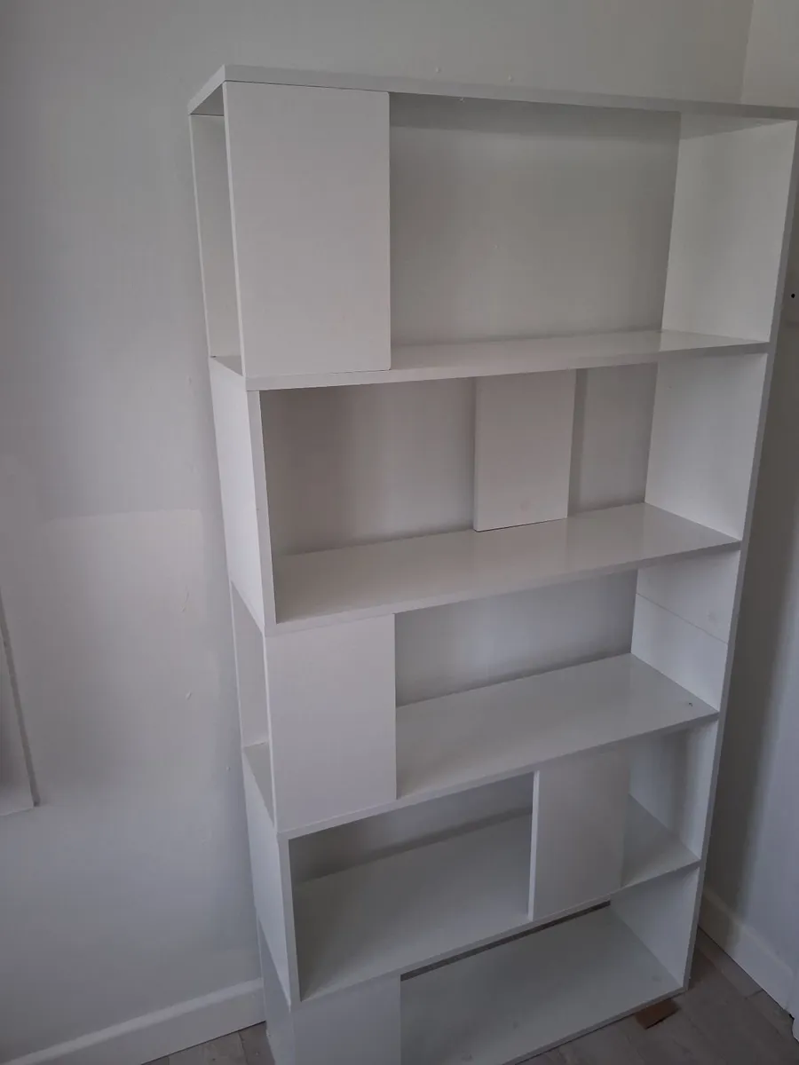 Shelving unit/bookcase - Image 1