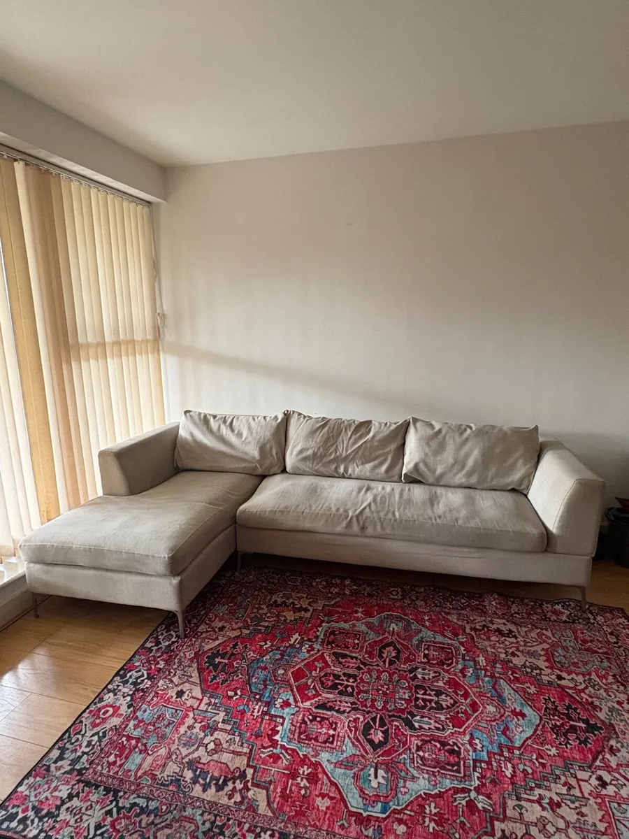 Beige couch - Image 1