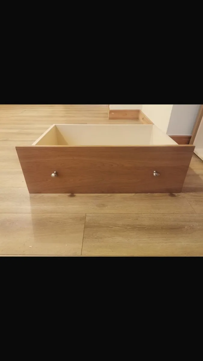 Disassembled Sliderobe Wardrobe - Image 4