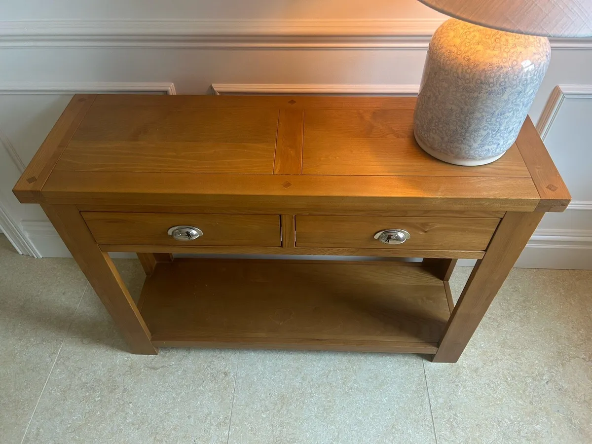 Console Table - Image 4