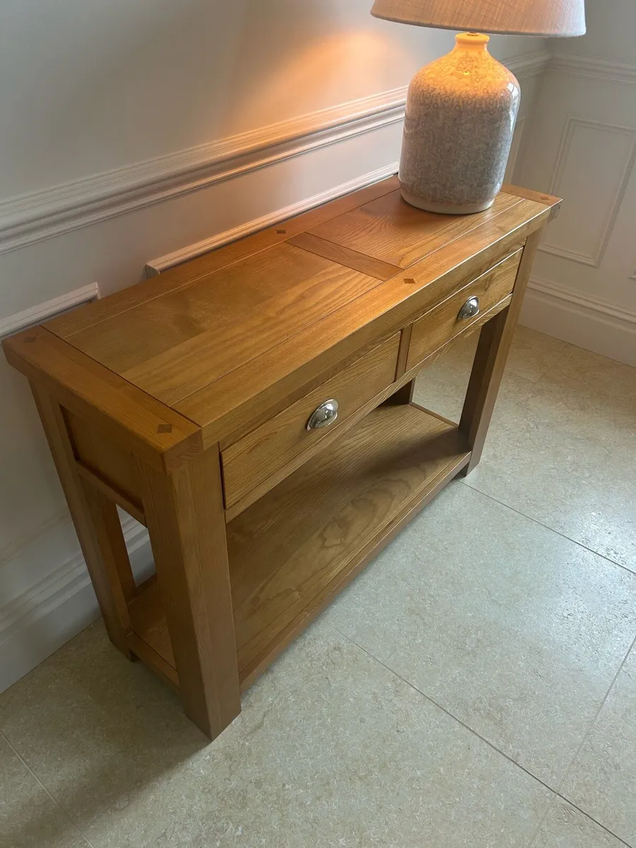 Console Table - Image 2