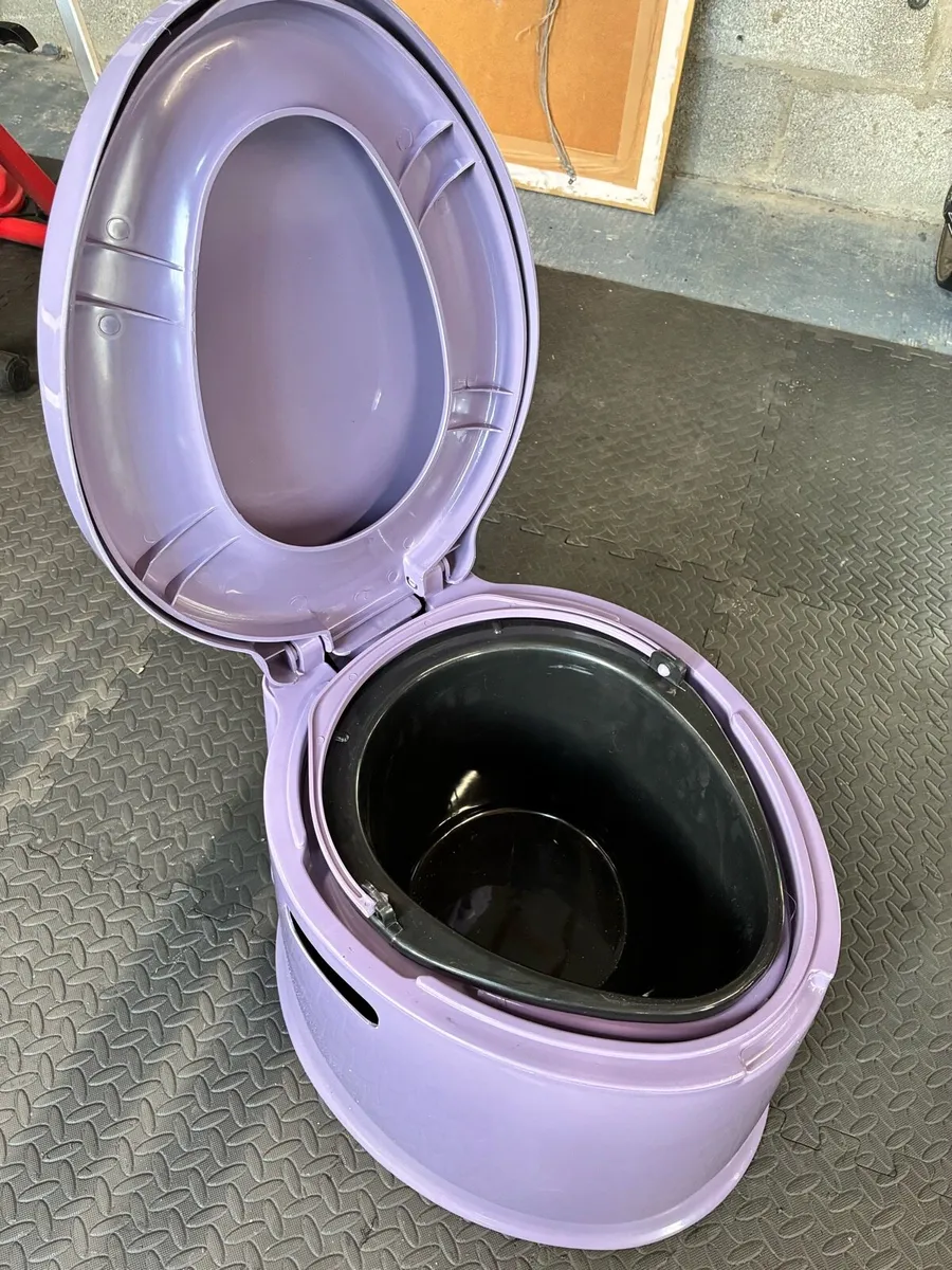 Brand New Kampa Khazi Portable Toilet - Image 3