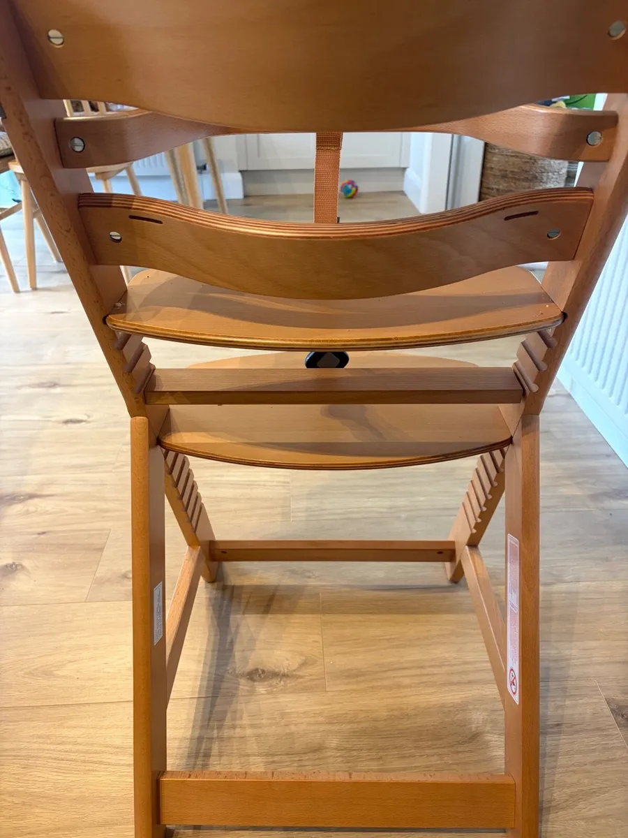 High chair - Image 2