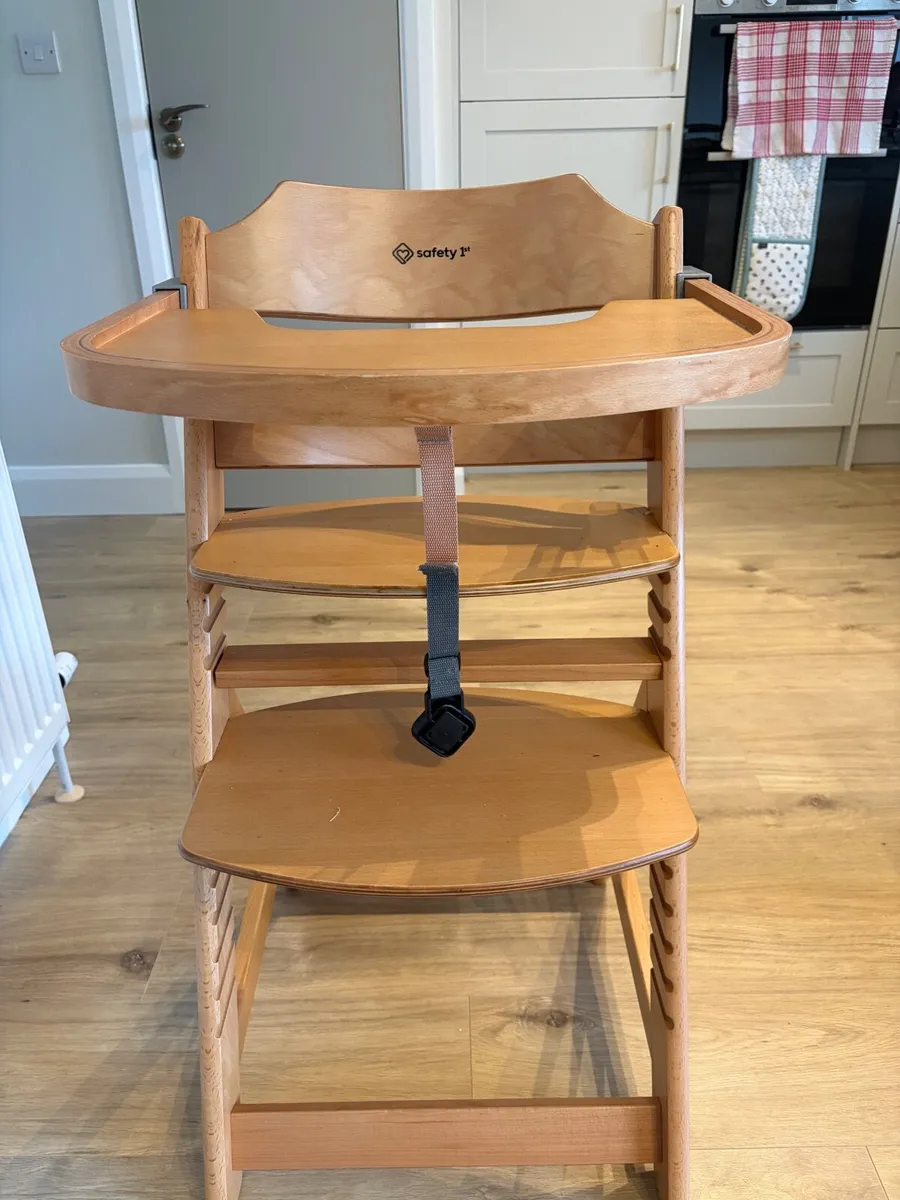 High chair - Image 3