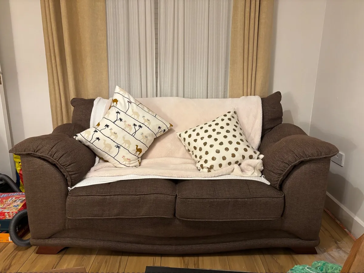 Sofa - Image 4