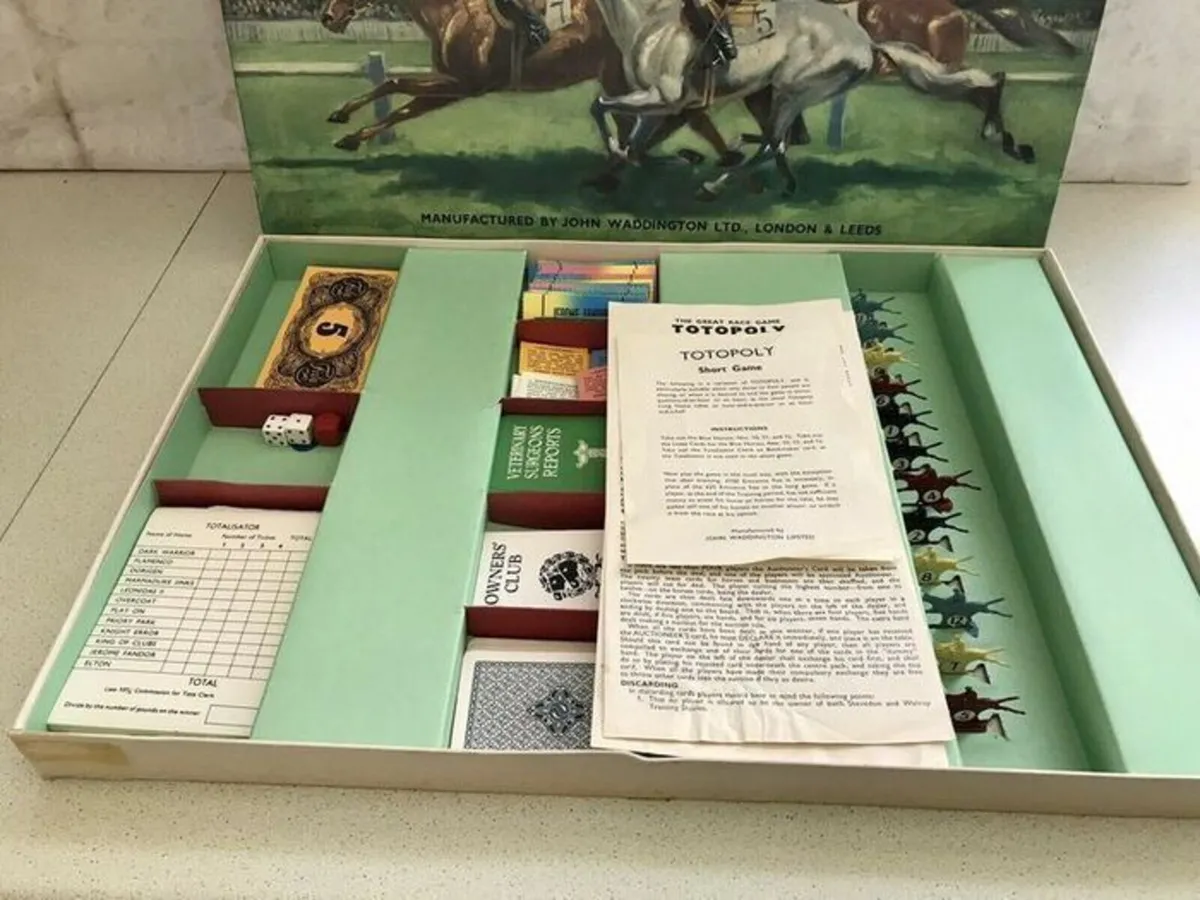 Waddingtons Totopoly vintage board game - Image 1