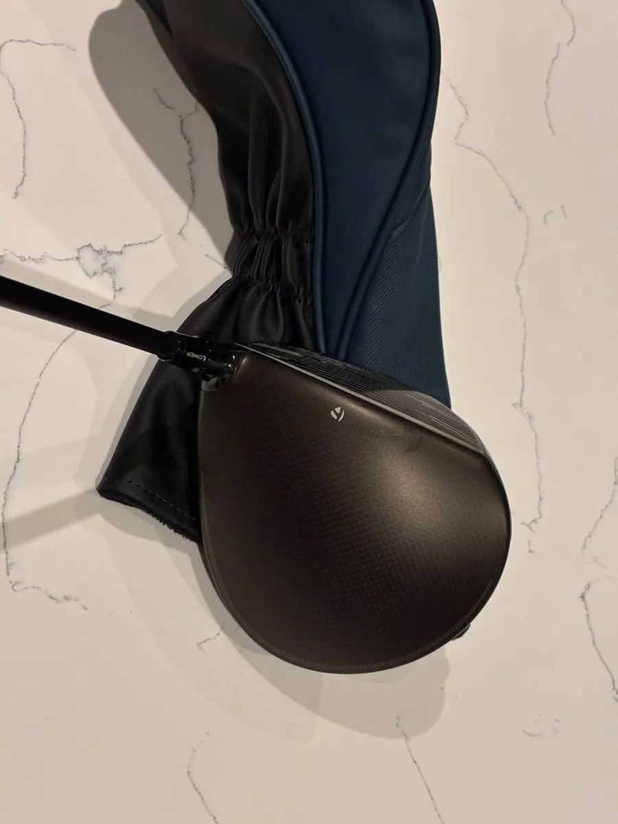 Taylor made Qi4D Driver in as new condition - Image 3