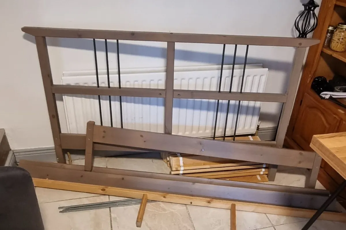 Bed - Image 2
