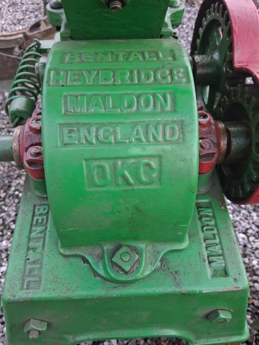 Vintage farm machinery - Image 2
