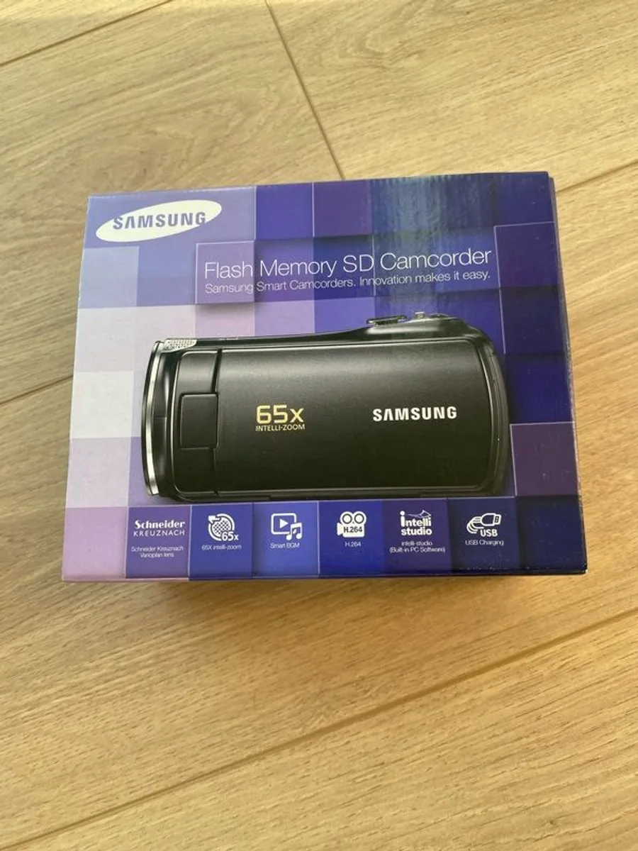 camcorder - Image 1