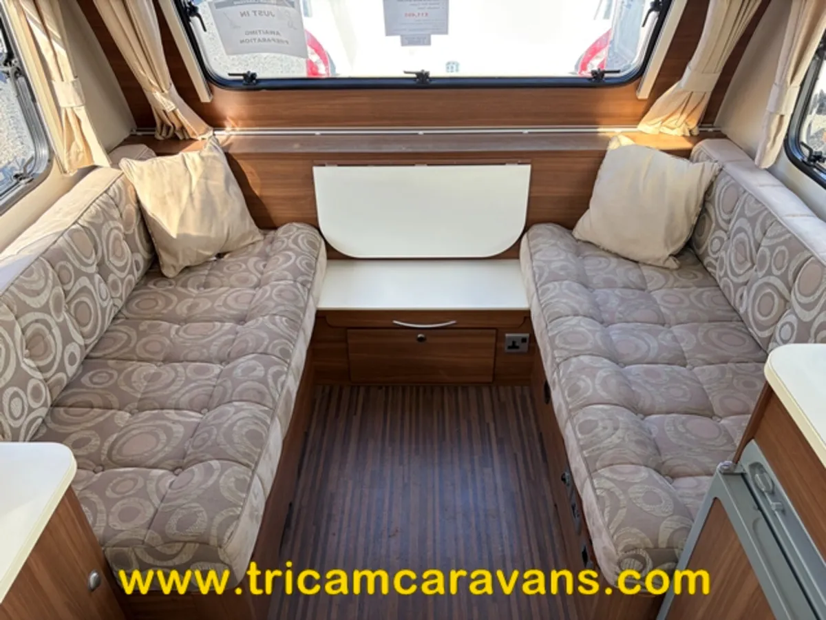 2011 Adria Altea 542 DT Triple Bunks 6 Berth - Image 3