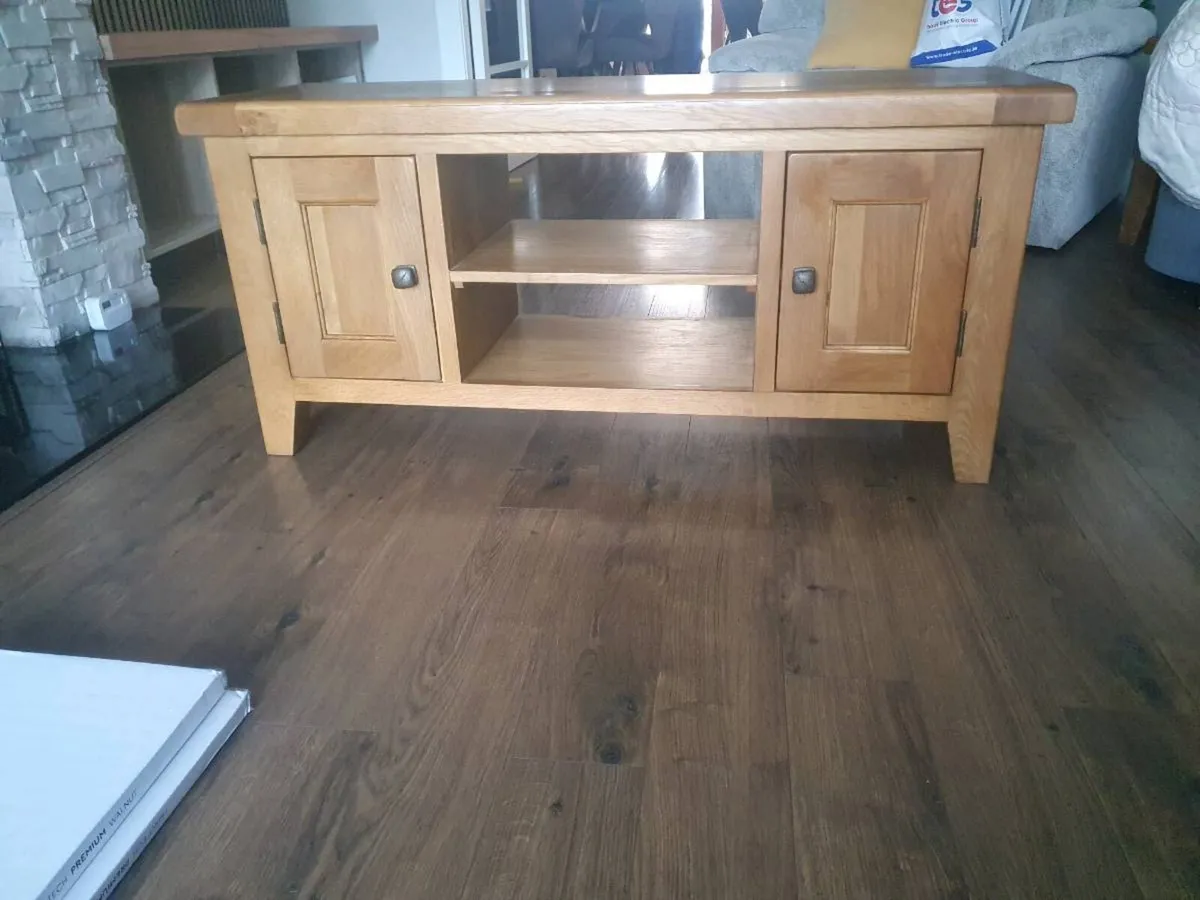 Tv unit and hallway unit - Image 2