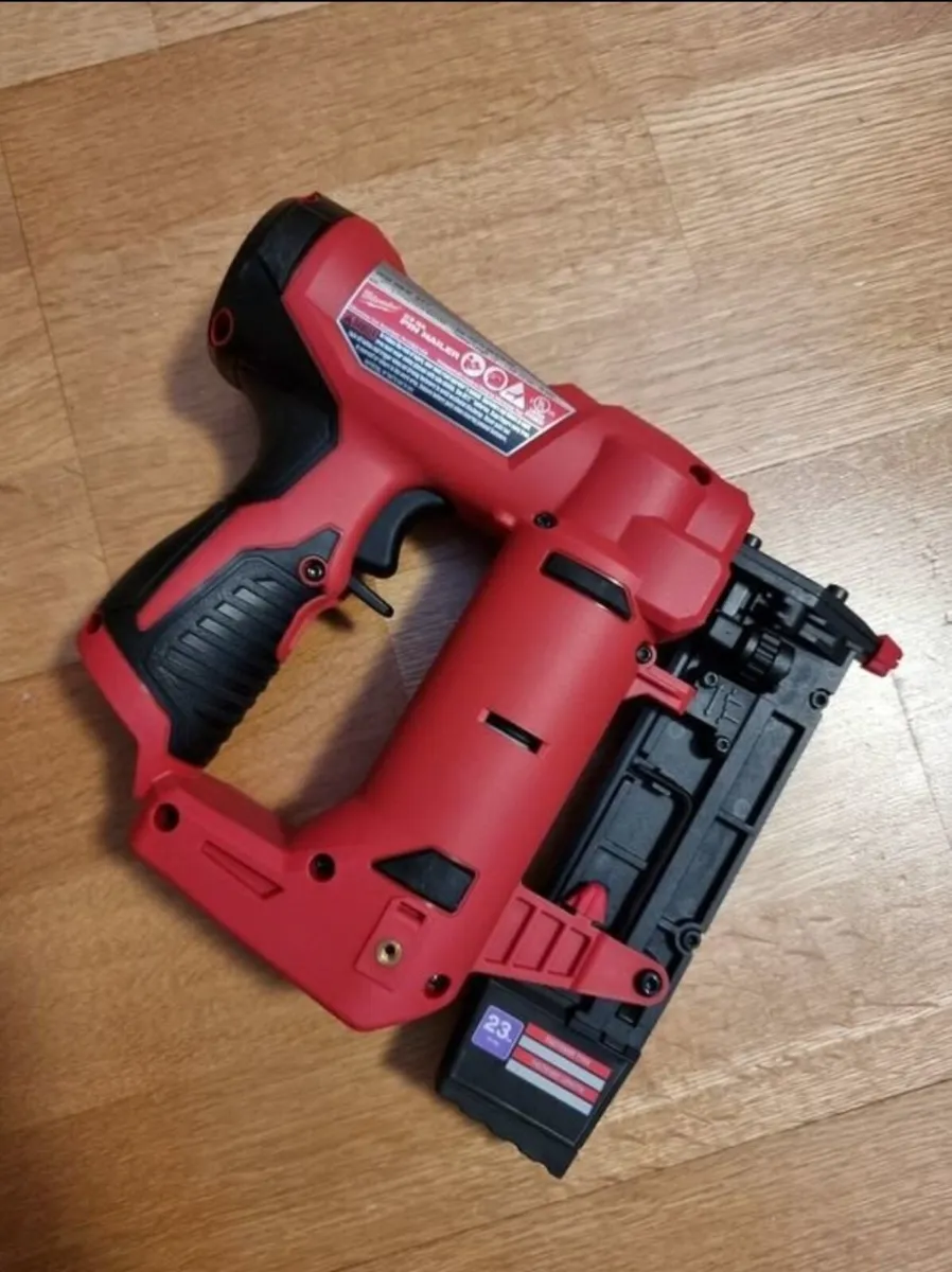Milwaukee M12 23 Gauge Pin Nail Gun Body - Image 4