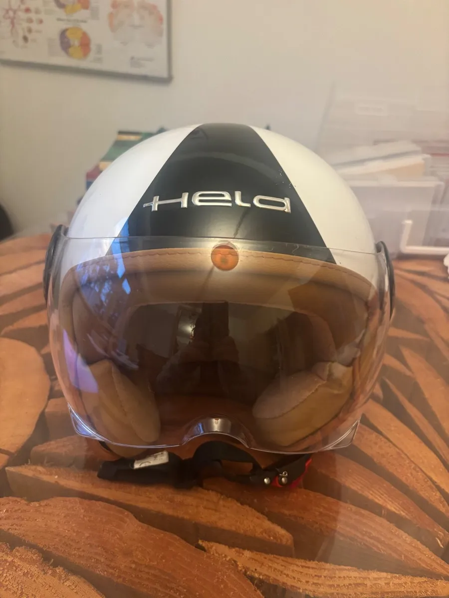 Moped/scooter/motirbike helmet Held German brand - Image 2