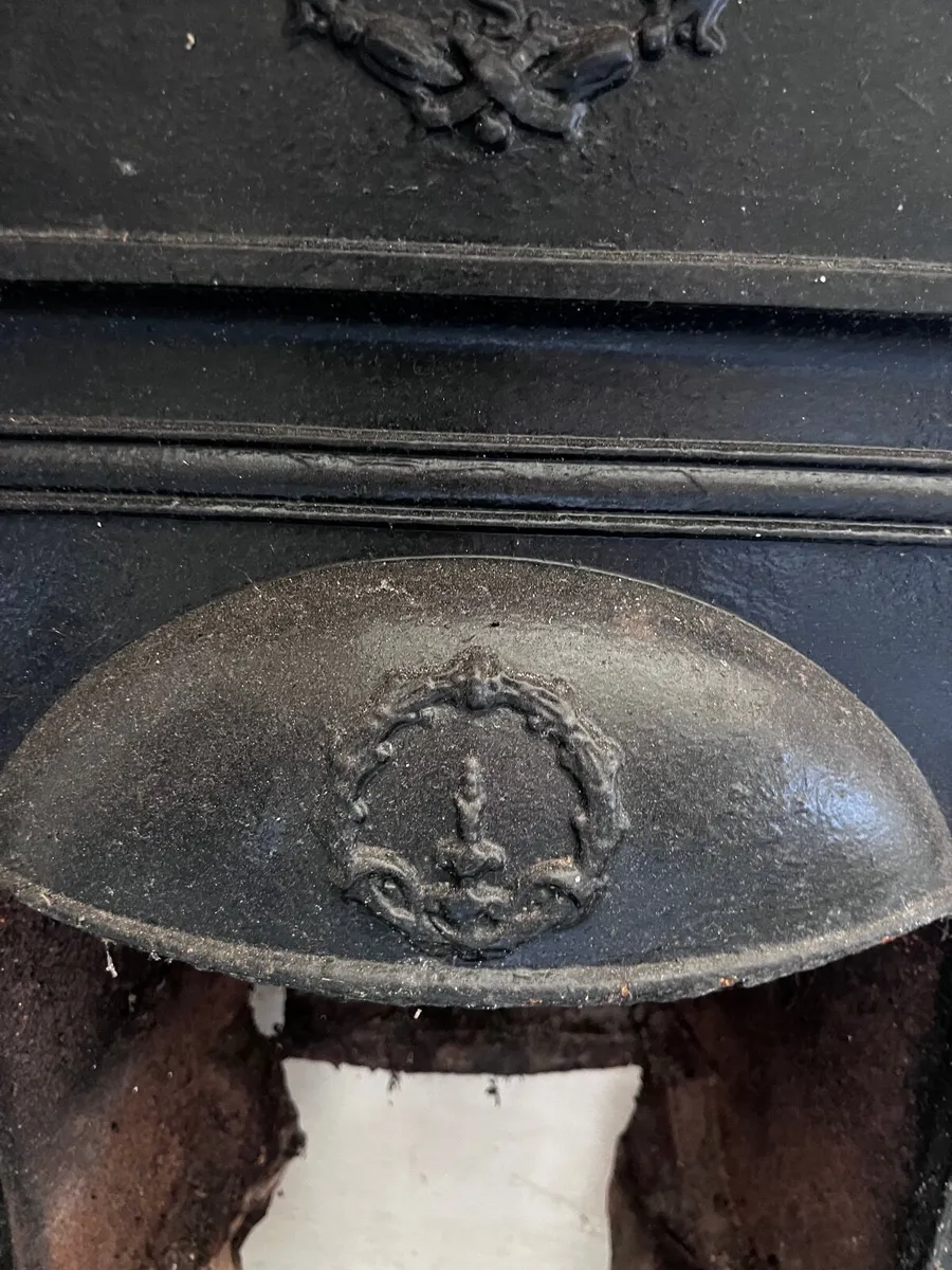original Victorian / Edwardian Fireplace - Image 3