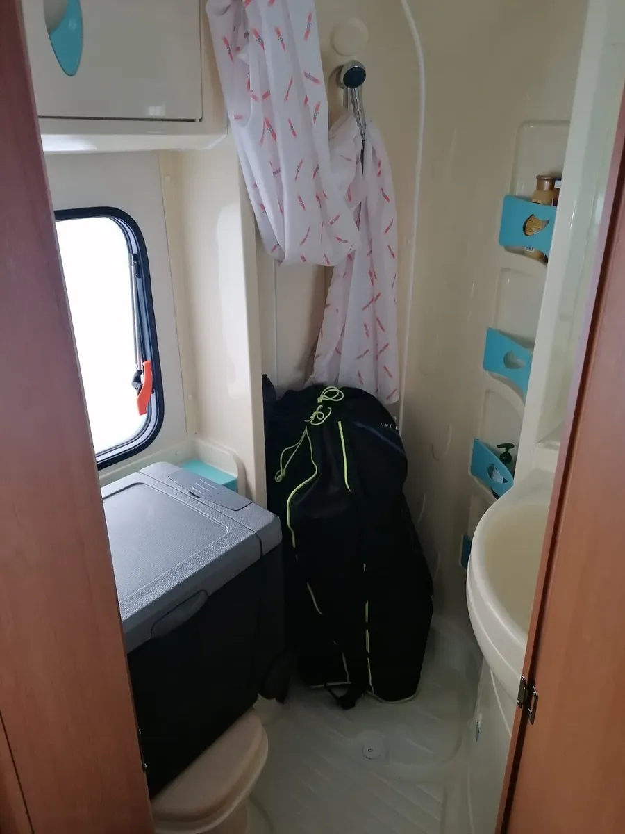 03 Camper - Image 4