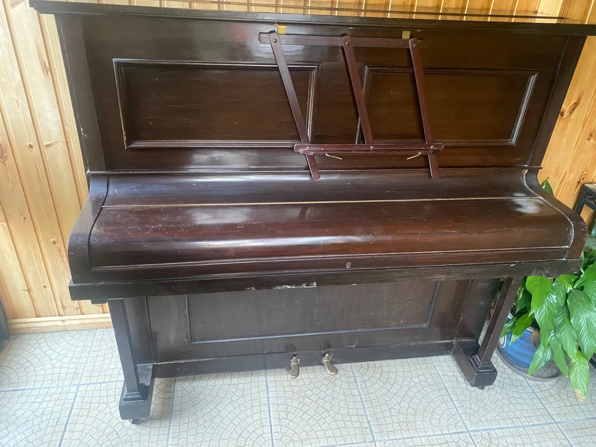 Piano - Image 3